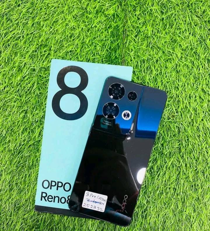 Oppo Reno 8 Price in Pakistan